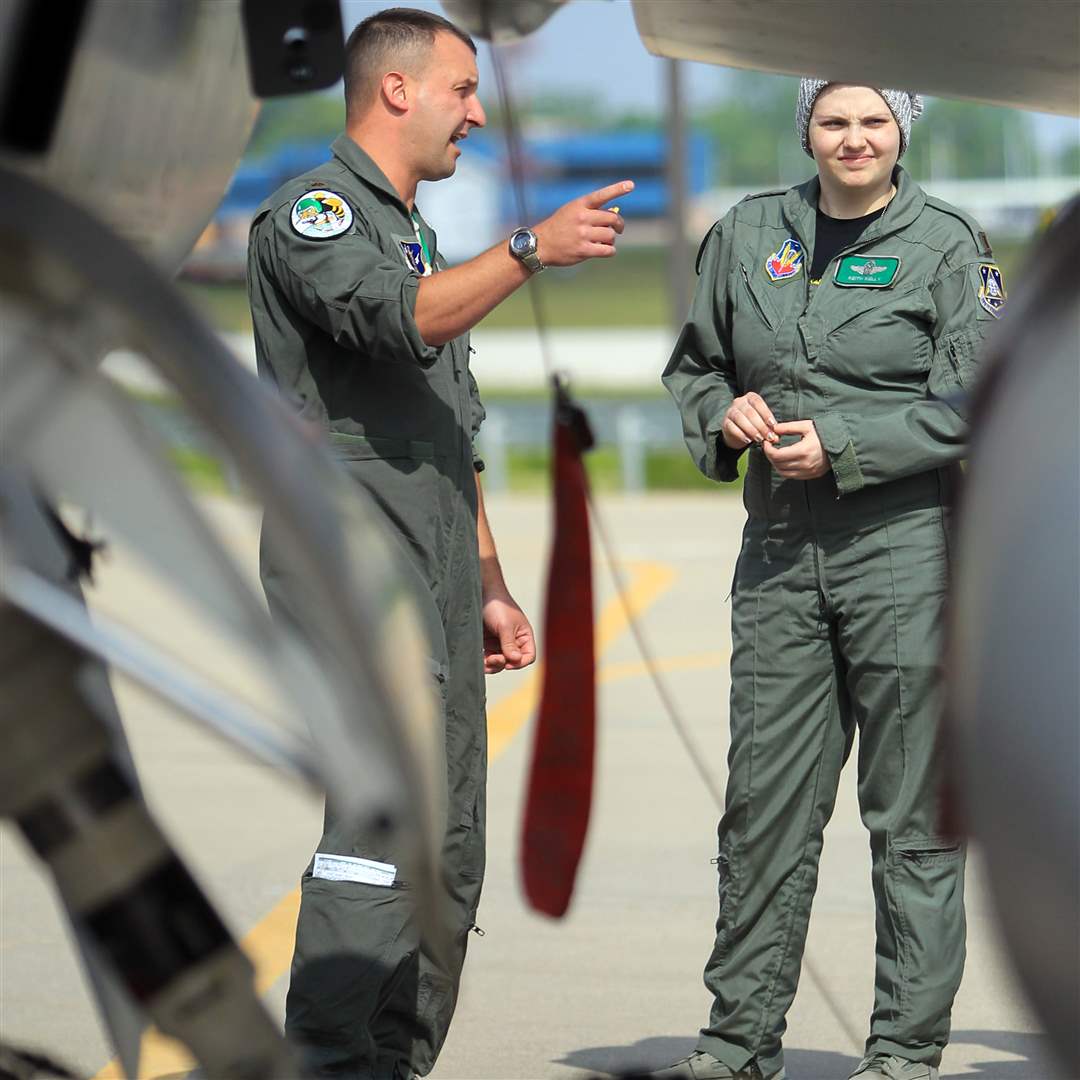 1e963f1d-08df-4f4c-b5b7-6762cb399047