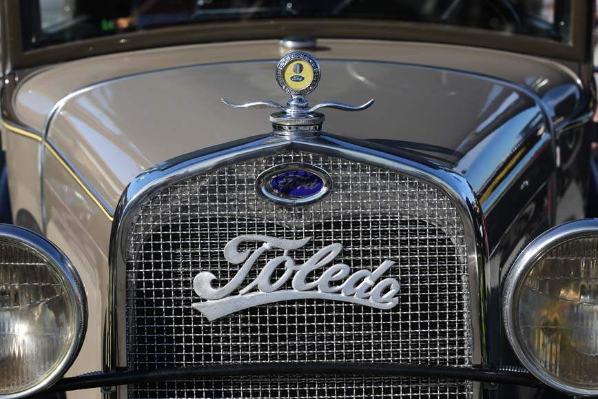 ford04-John-Slaninka-of-Swanton-toledo-emblem