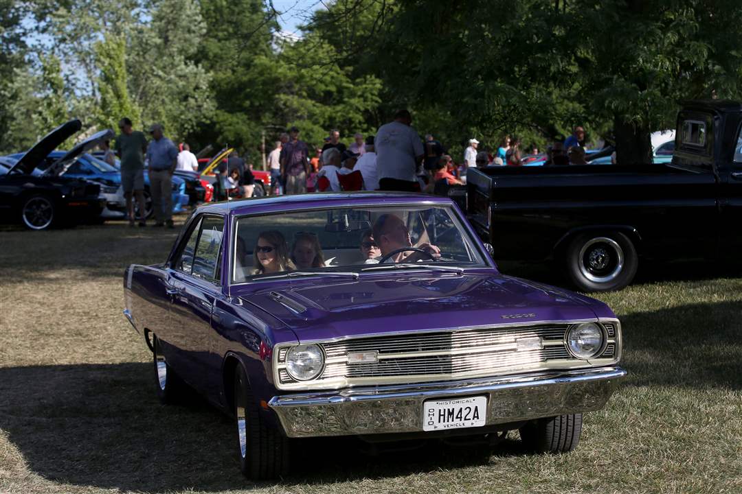perrysburg02-dodge-dart