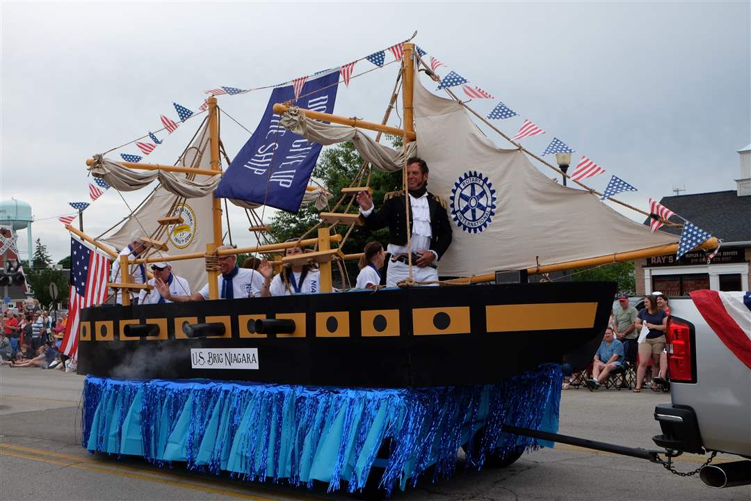 CTY-perrysburg03Boat