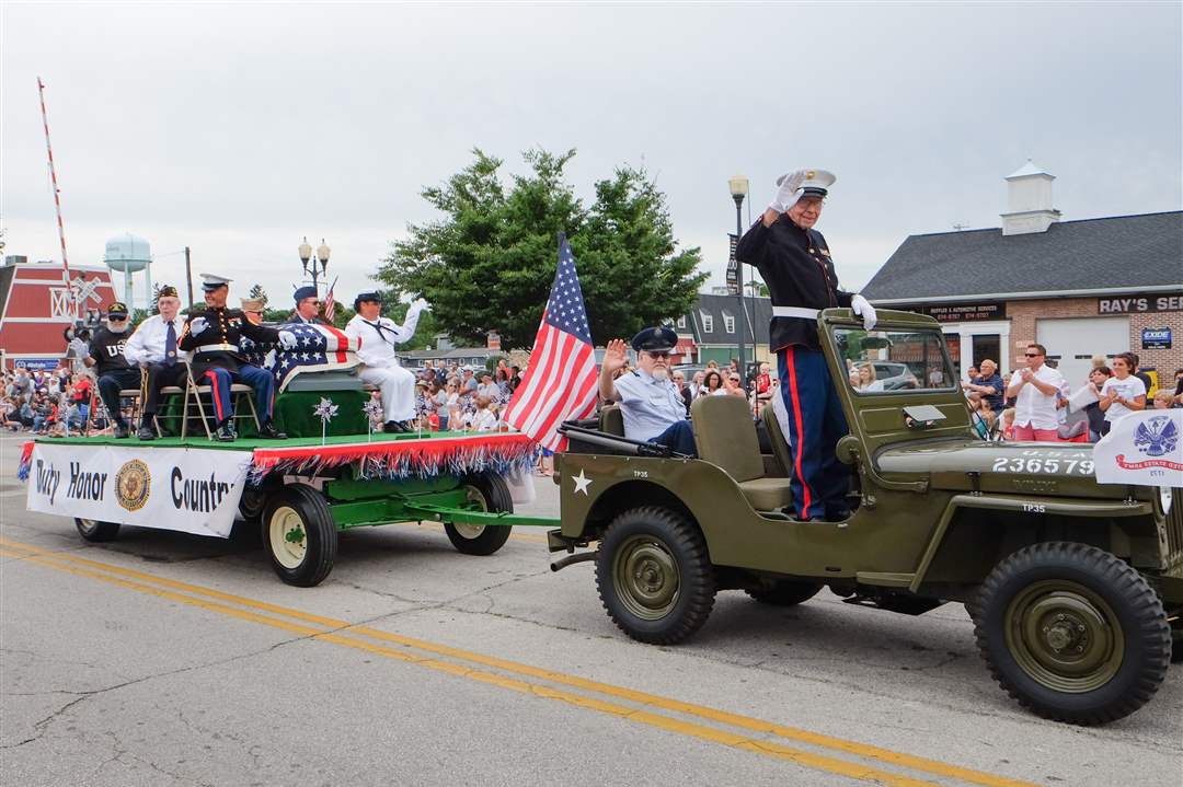CTY-perrysburg03military