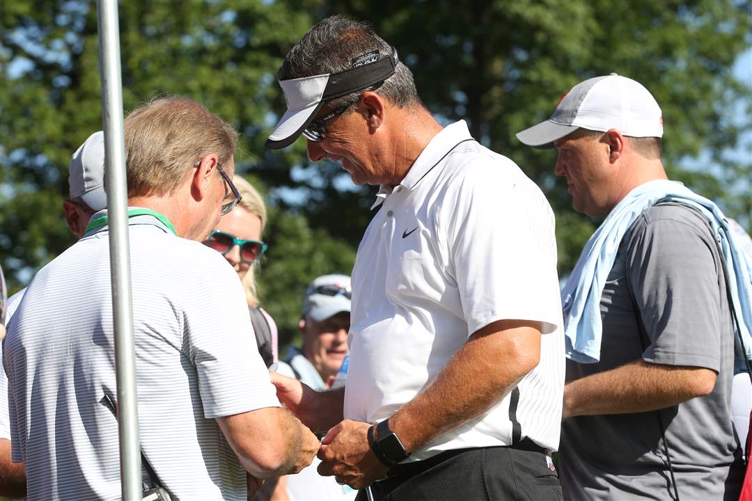 signs-autographs-7-13