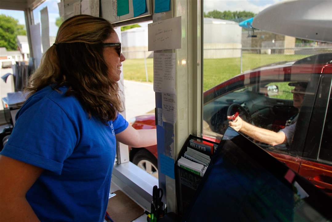 FERRIESxx-Cashier-Kelsey-O-Donnell