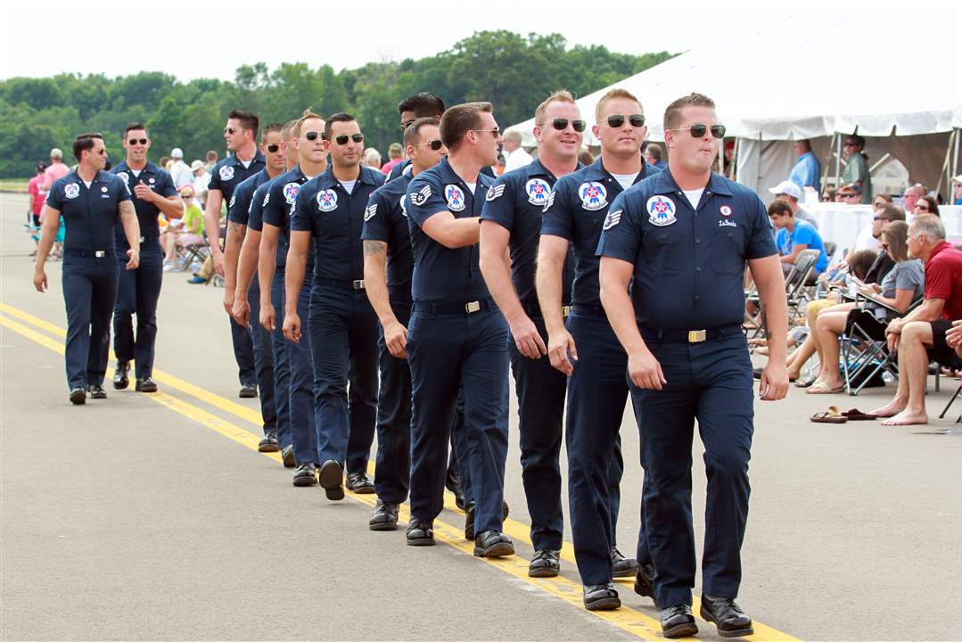 Thunderbird-pilots-7-18