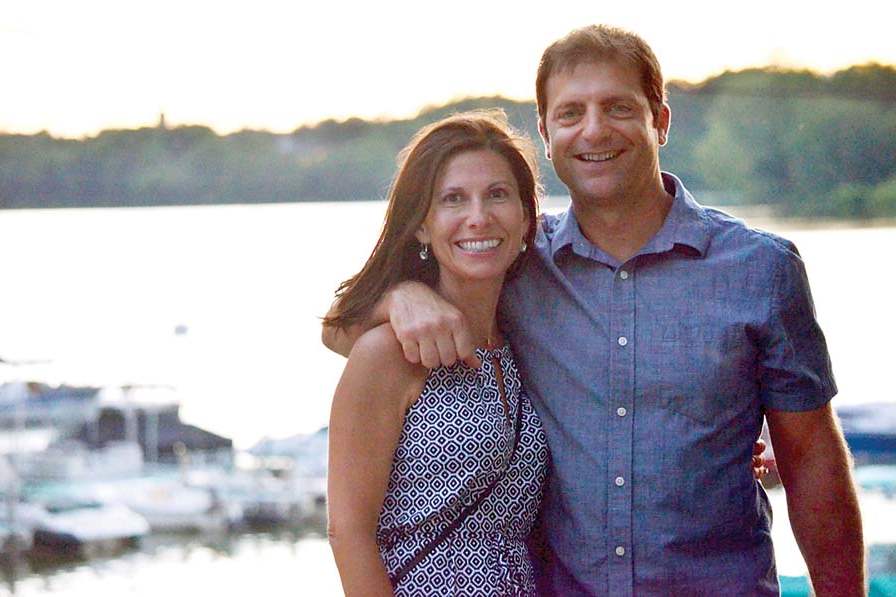 PBURG-Couple1-jpg-Shelley-and-Michael-Provenza