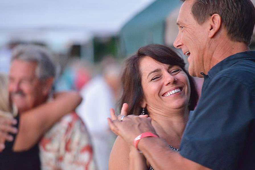 PBURG-Couple2-jpg-Heather-and-Mark-Hogrefe