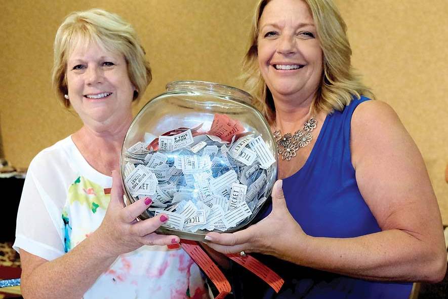 SOC-LPGAvolunteers20p-decker-gibbs