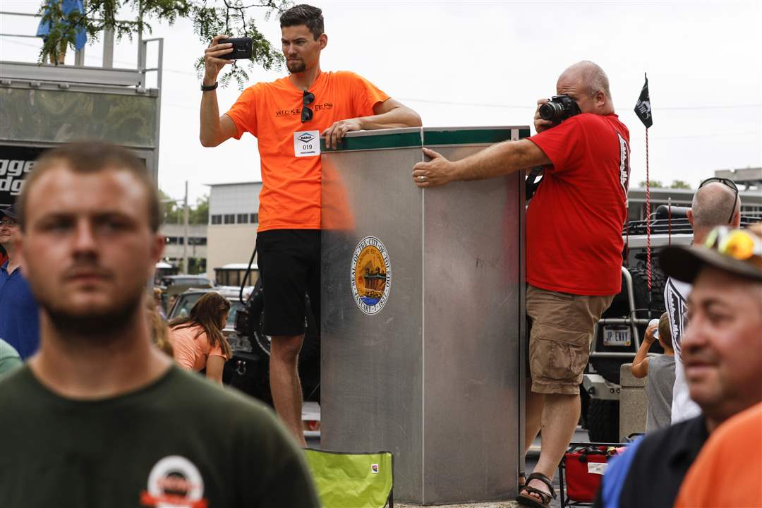 Dorian-Hendrick-8-13