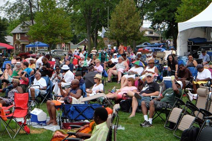 CTY-jazz15p-crowd