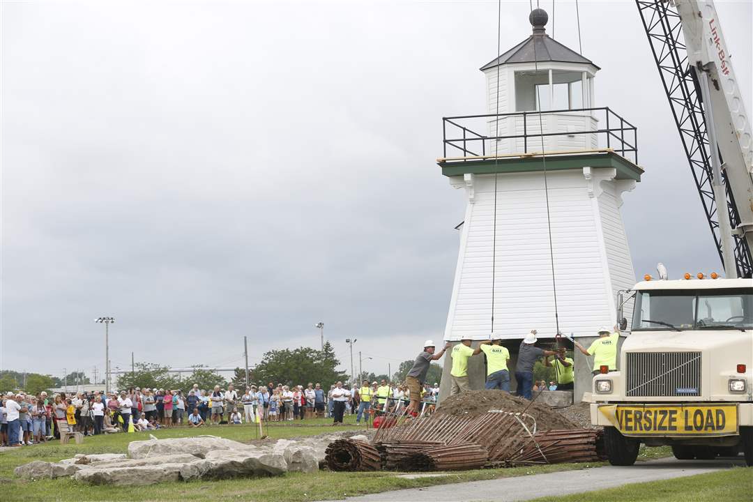 Port-Clinton-Lighthouse-8-17