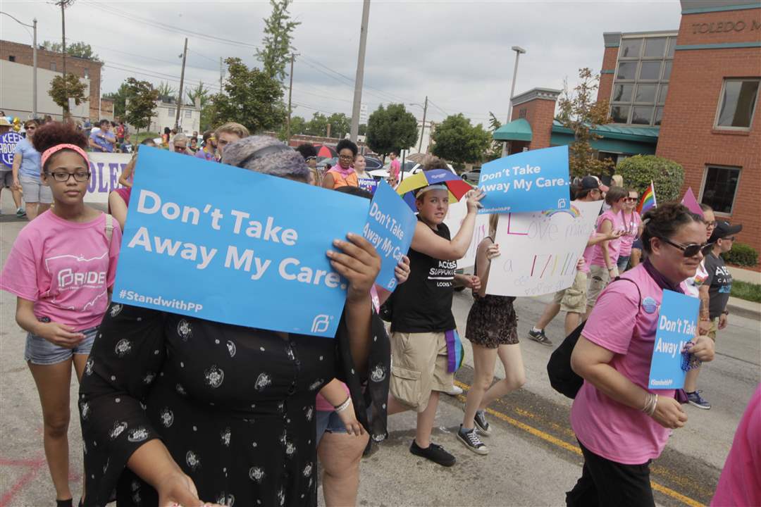 Planned-Parenthood-8-27