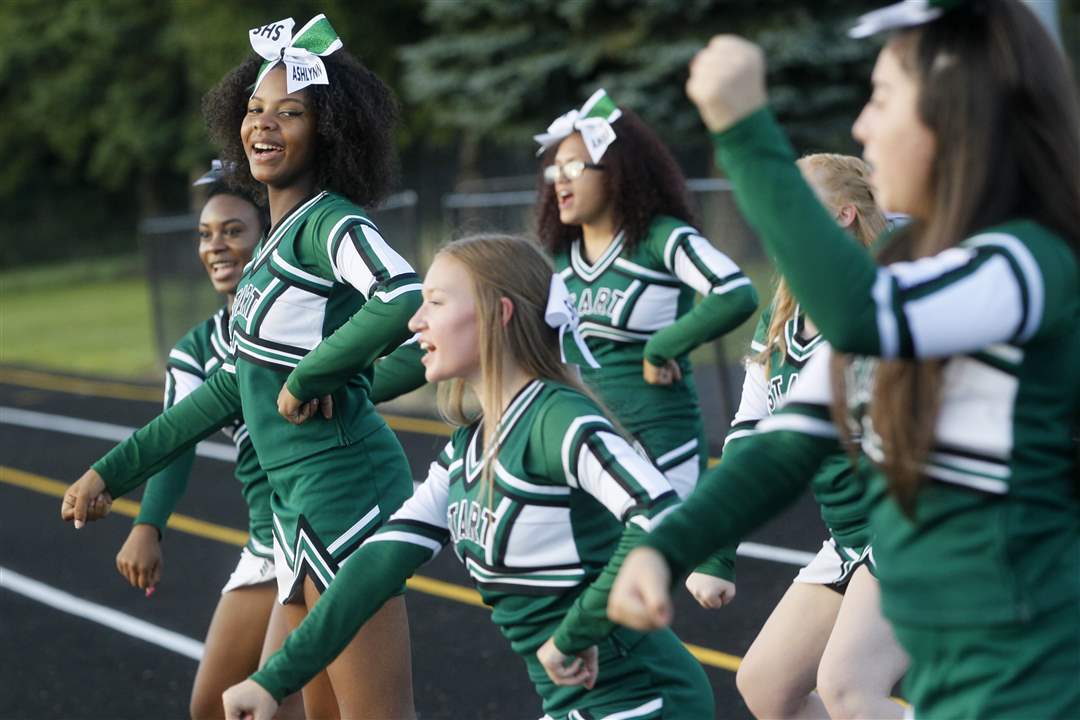 Start-cheerleaders-8-26