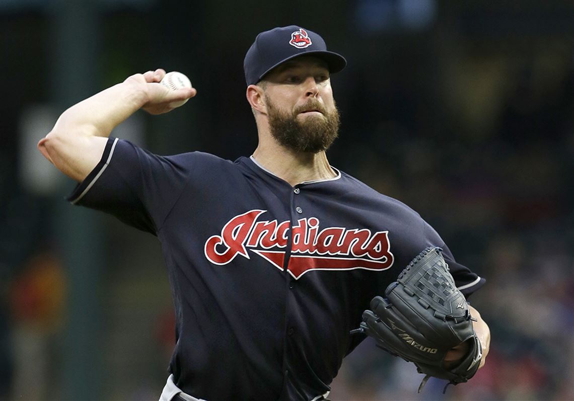 Kluber pitches Tribe past Rangers