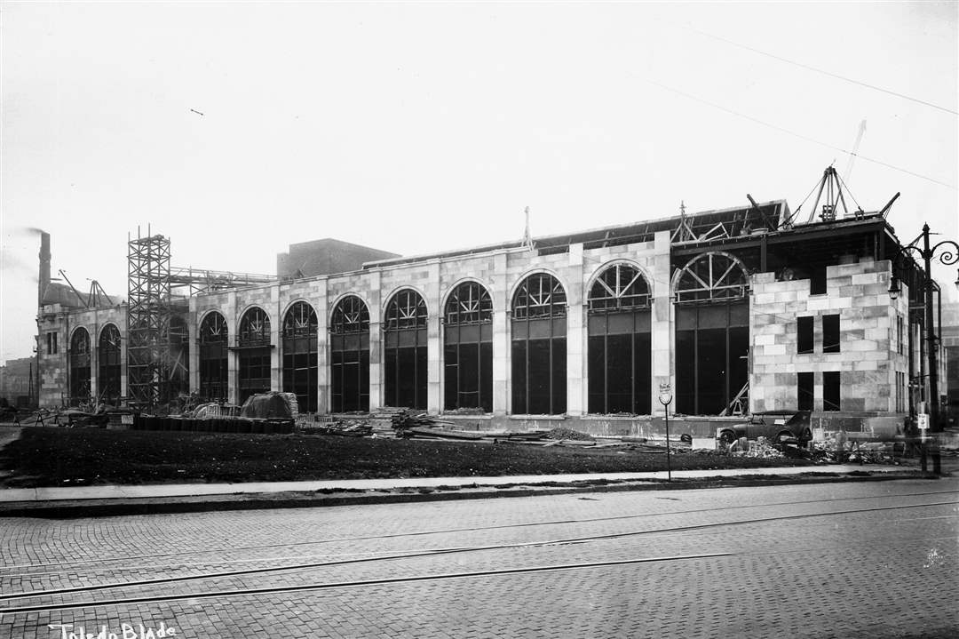 building-2-jpgcontinues