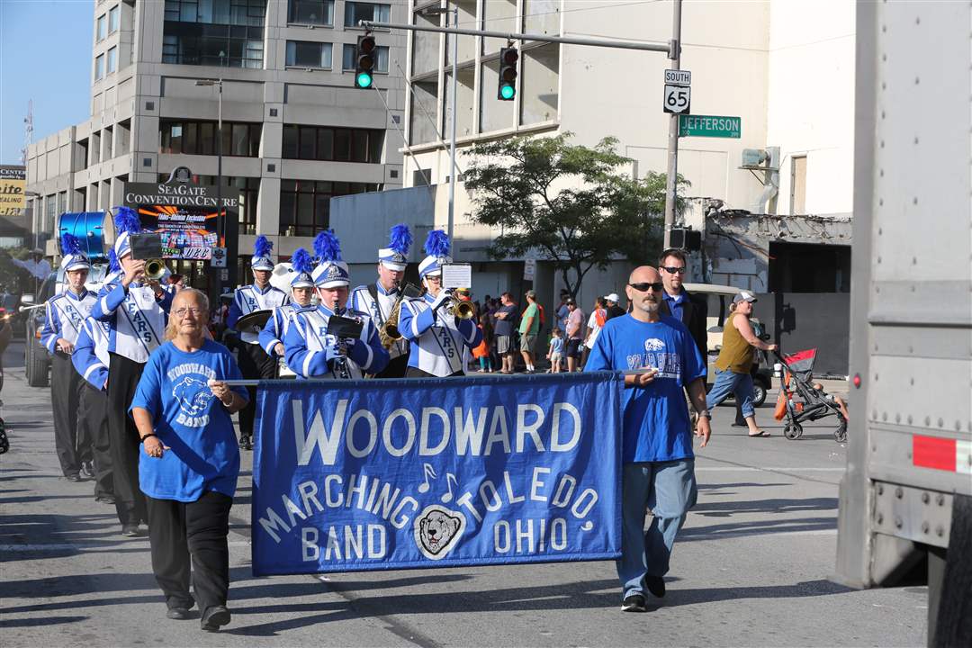 CTY-parade06-Woodward
