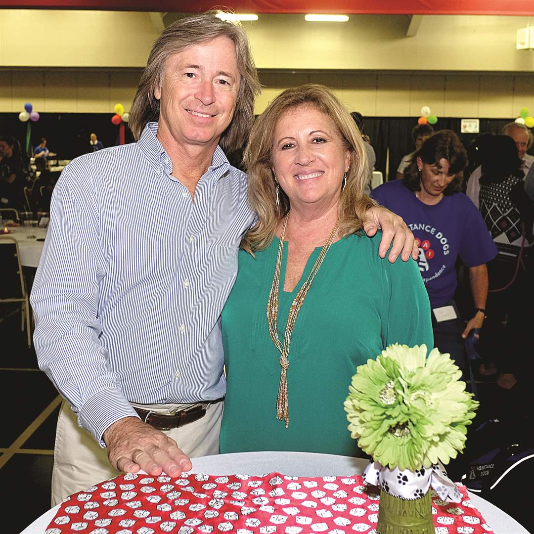 On The Town: Dealin’ for Dogs raises funds for assistance animals - The ...