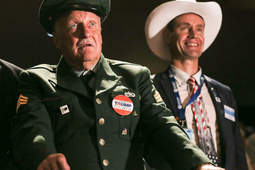 Edgerton-applauds-9-21