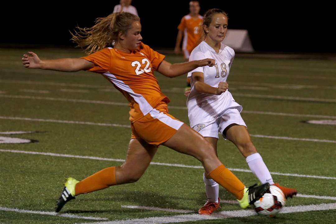 SPT-NLLgirlssoccer22p-50-50-crandall