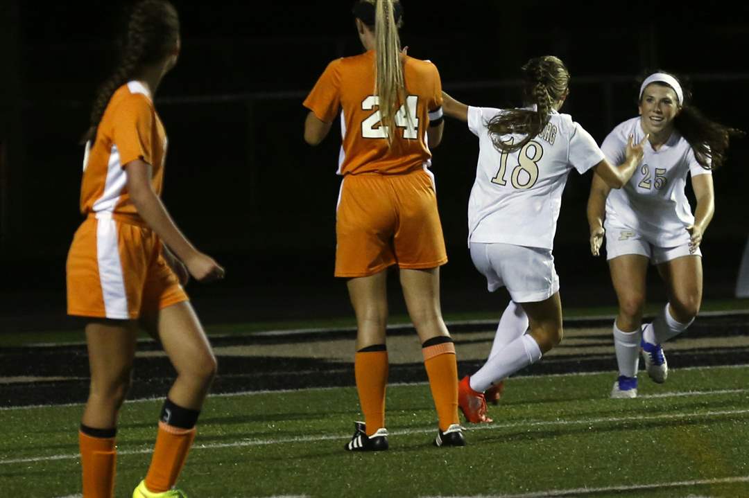 SPT-NLLgirlssoccer22p-graham-celebrate