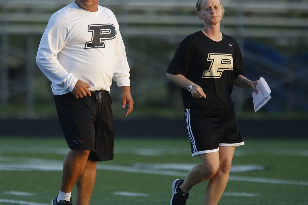 SPT-NLLgirlssoccer22p-pregame