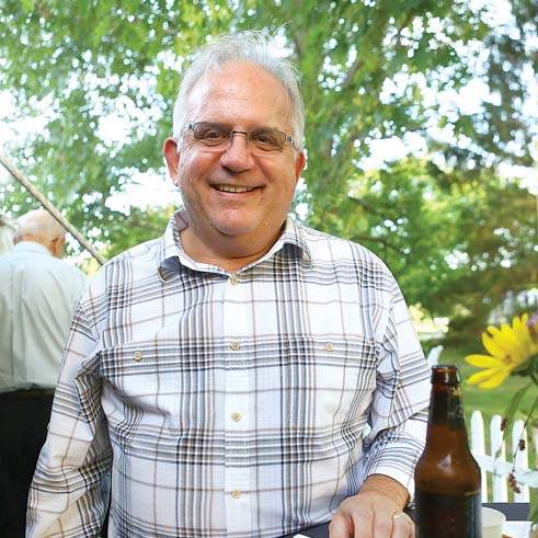 SOC-grows15p-teve-Brown