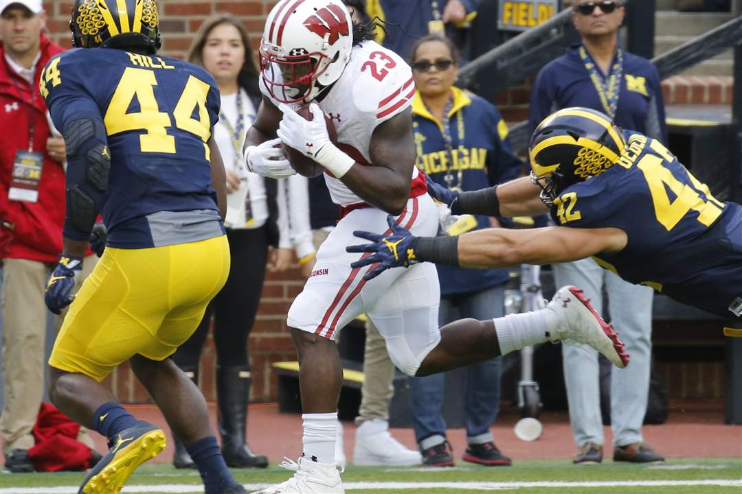 Dare-Ogunbowale-10-1