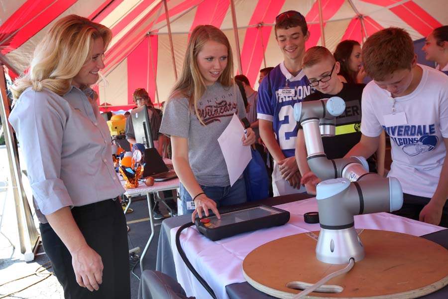 COOPER07-Ashley-Spangler-Riverdale-students