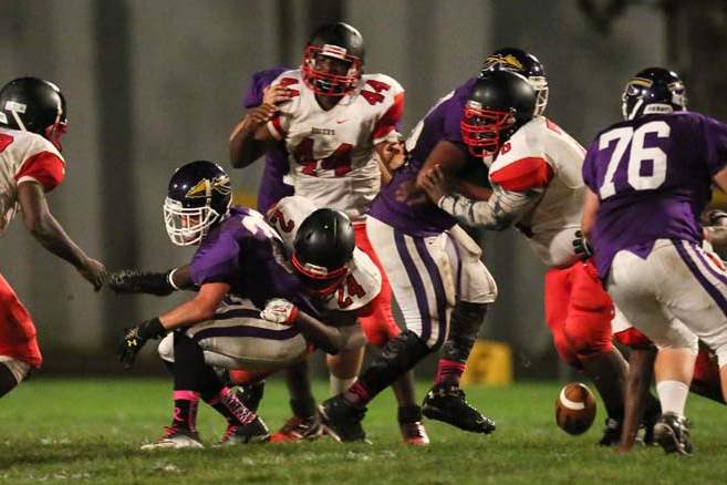 SPT-CLfootball07p-Mathena-vs-jones2