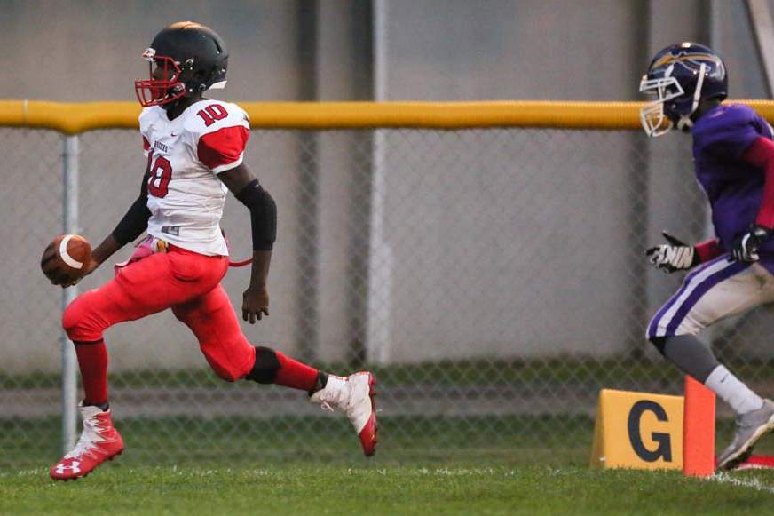 SPT-CLfootball07p-warren-td