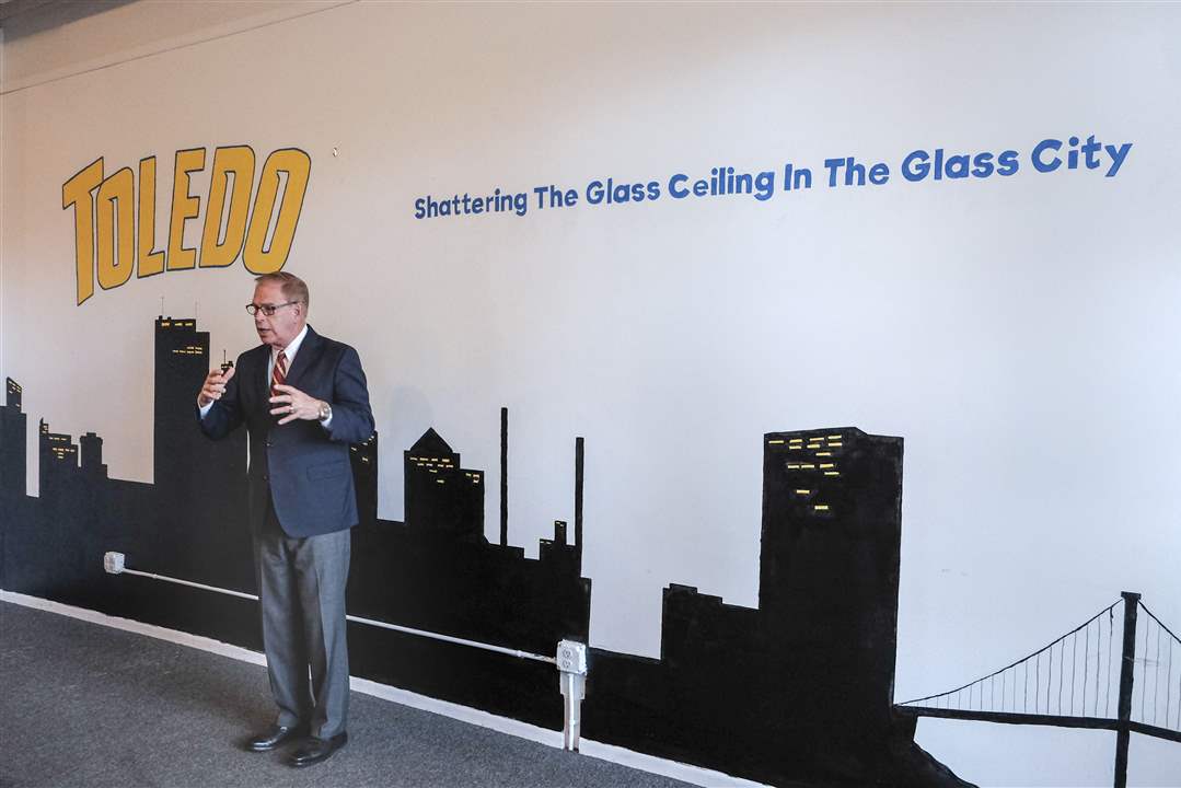 CTT-steinem09p-strickland-toledo