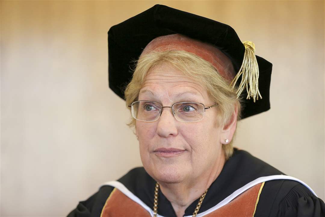 a543126f-76d3-4ea3-842f-b0081dfd3b02