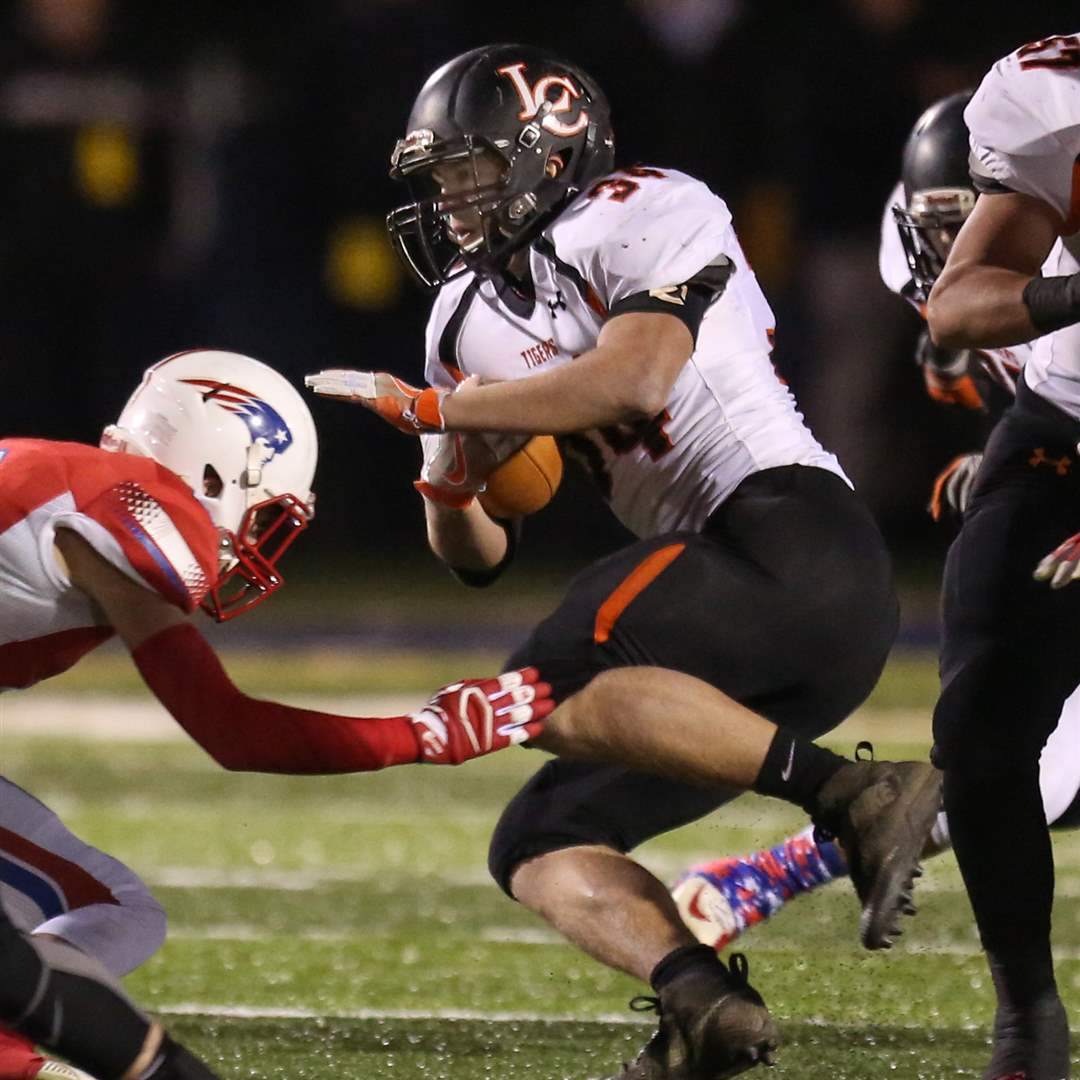 Carpenter-runs-11-11