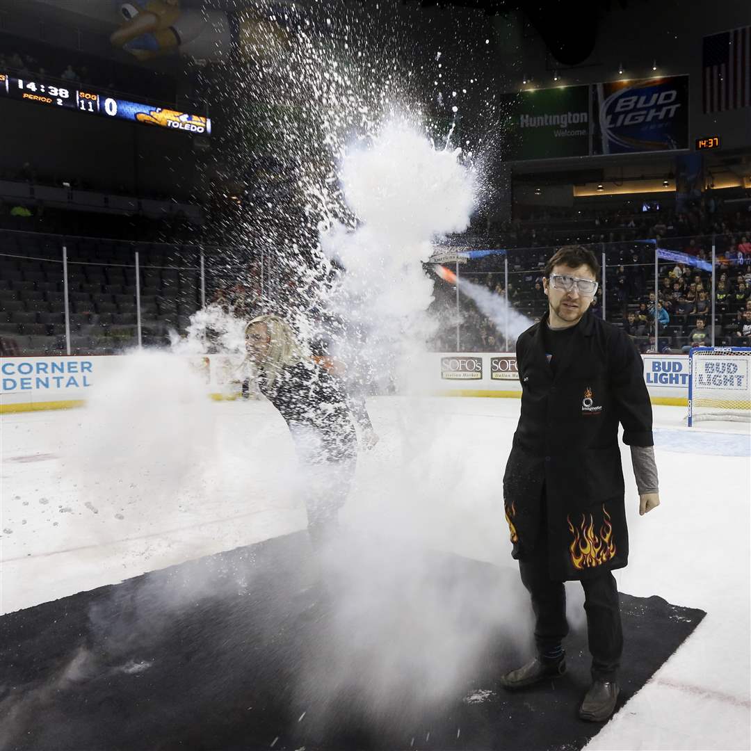 Sloan-Eberlymann-11-16