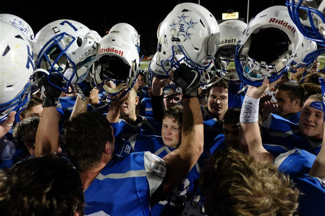 Wayne-celebrates-11-18