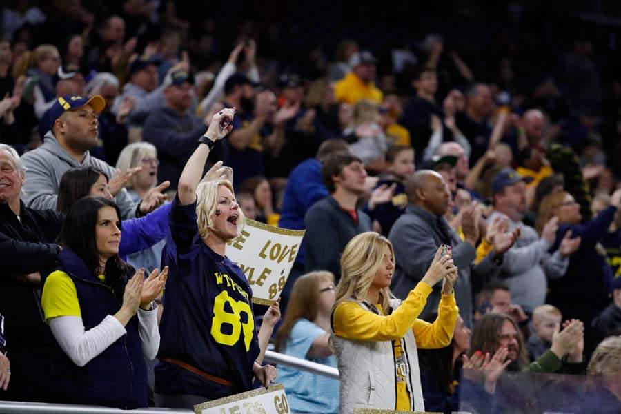 SPT-WhitefordFootball26p-fans