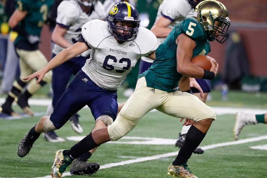 SPT-WhitefordFootball26p-shelton-vs-martinez