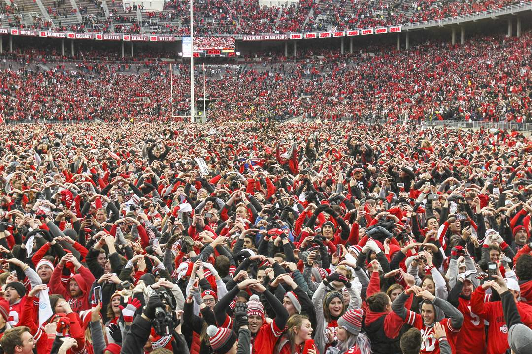 Ohio-State-fans-11-26