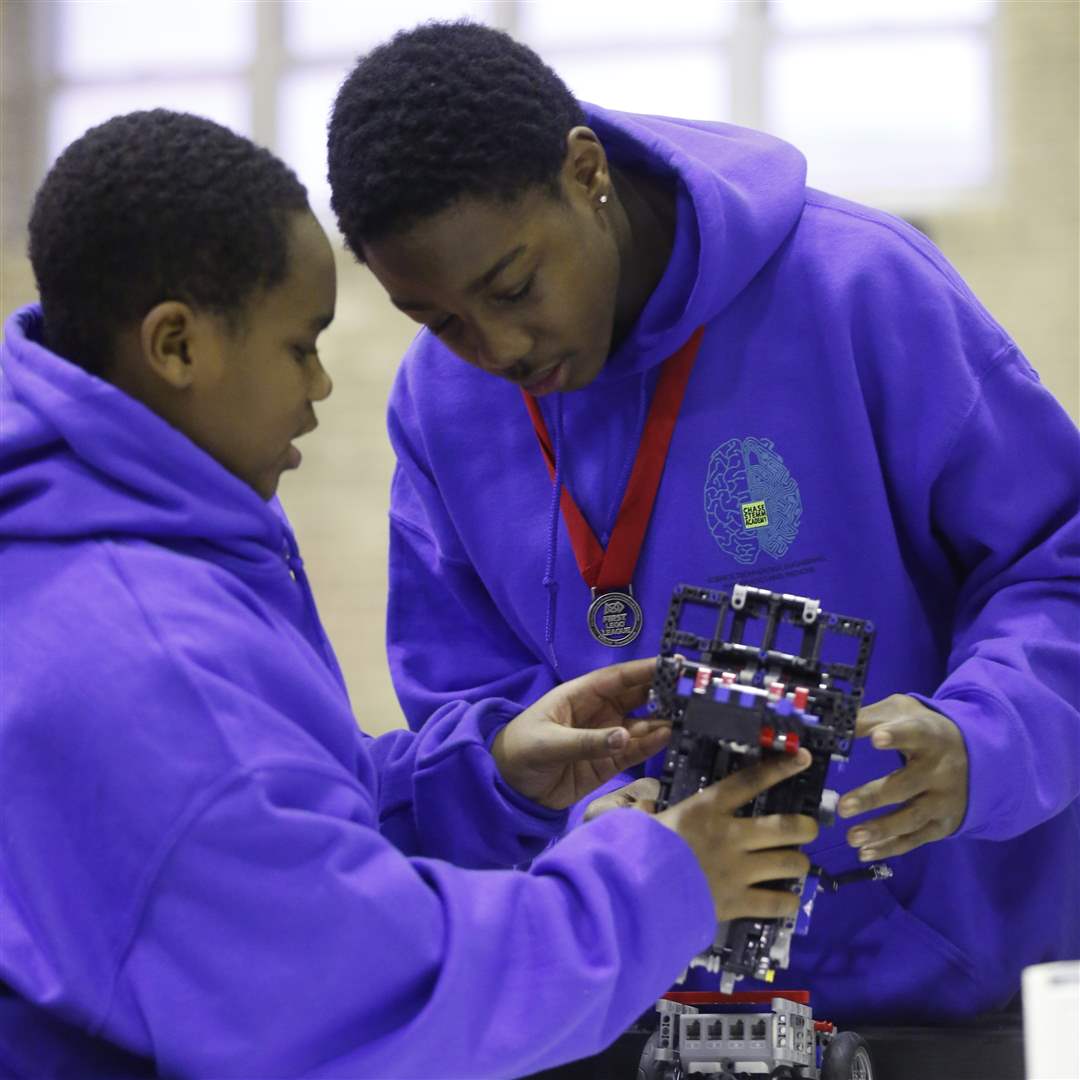 Jhalyon-Mays-Pulley-12-3