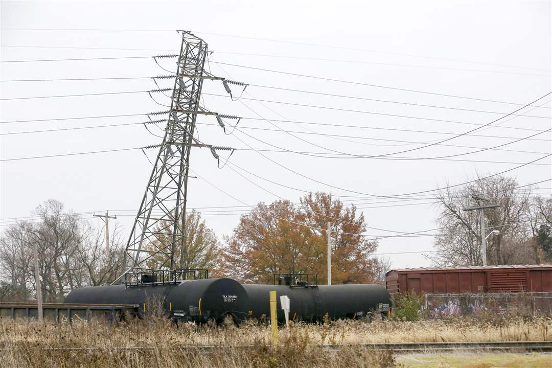 CTY-TrainDerailmentwide