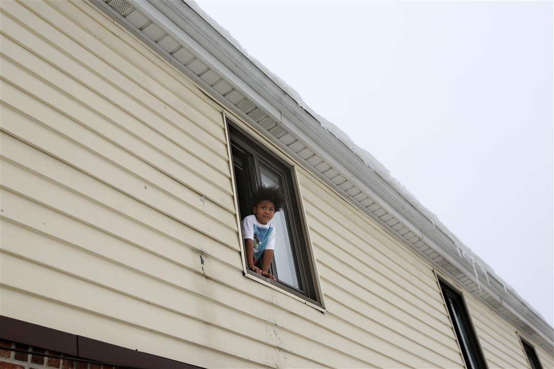 cousin-s-window-12-23