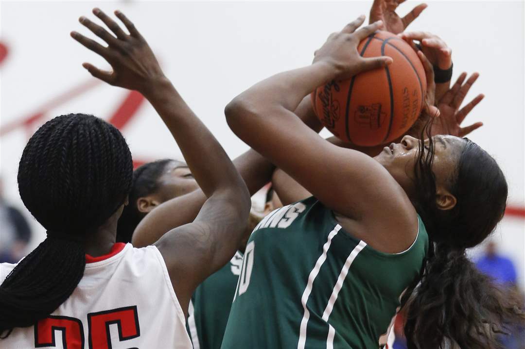 Michae-la-Perdue-1-6