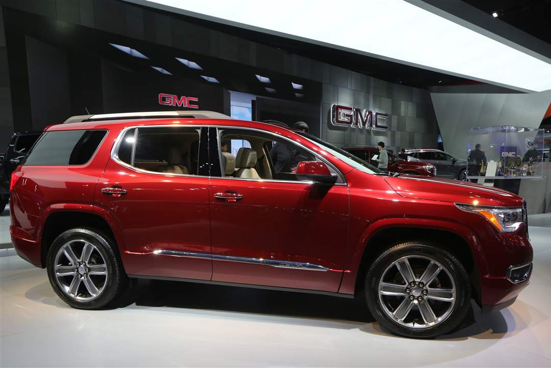 BIZ-autoshow10Arcadia