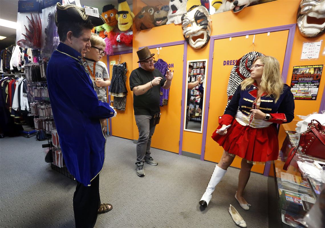 Costume Store To Close Toledo Location Jan 31 The Blade