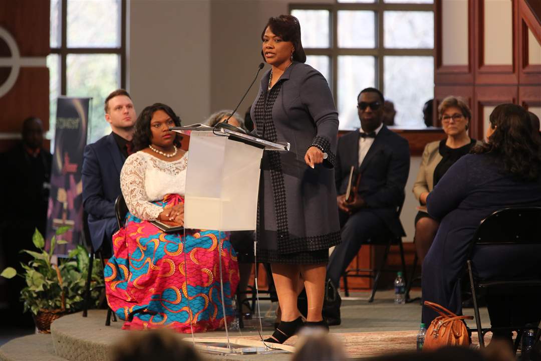 CTY-commemoration17pBernice