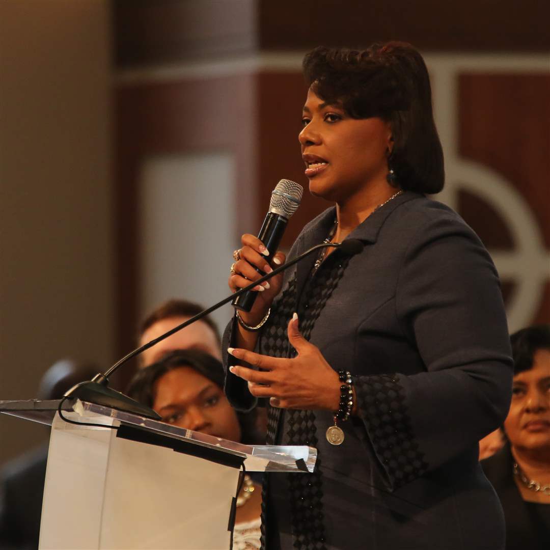 CTY-commemoration17pClose