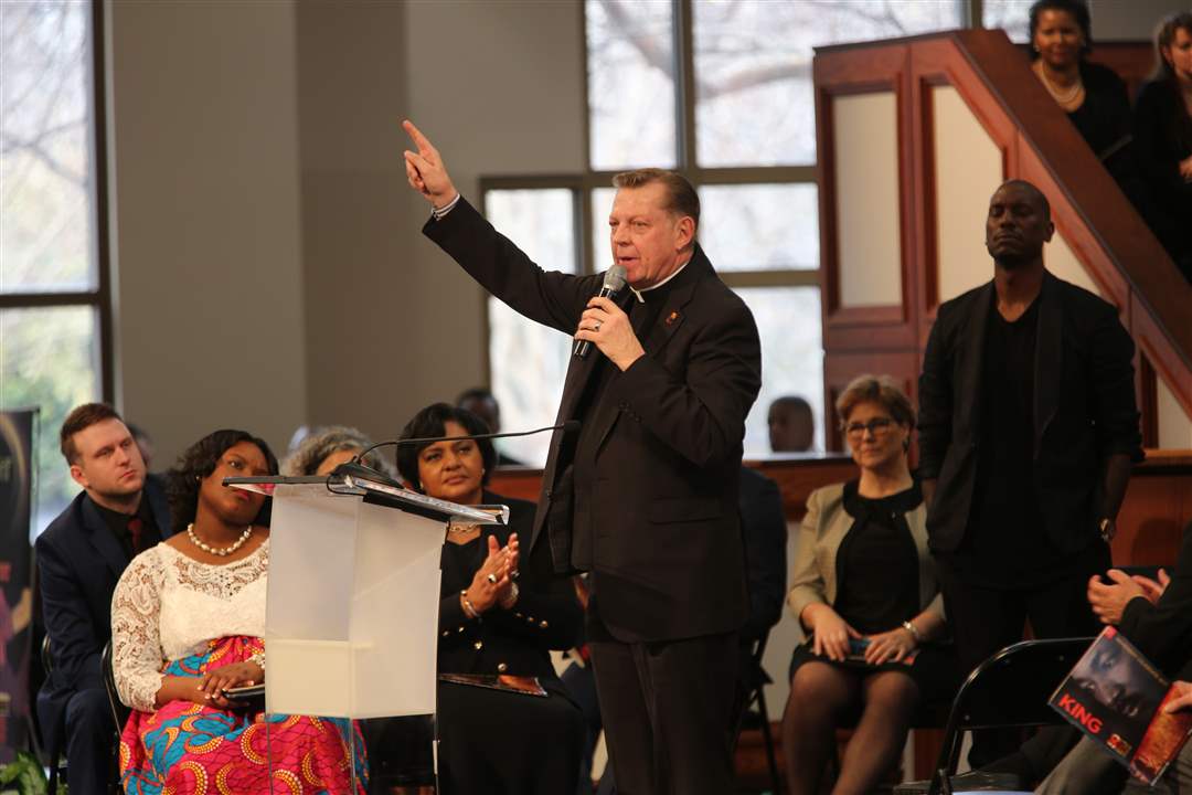 CTY-commemoration17pMike3