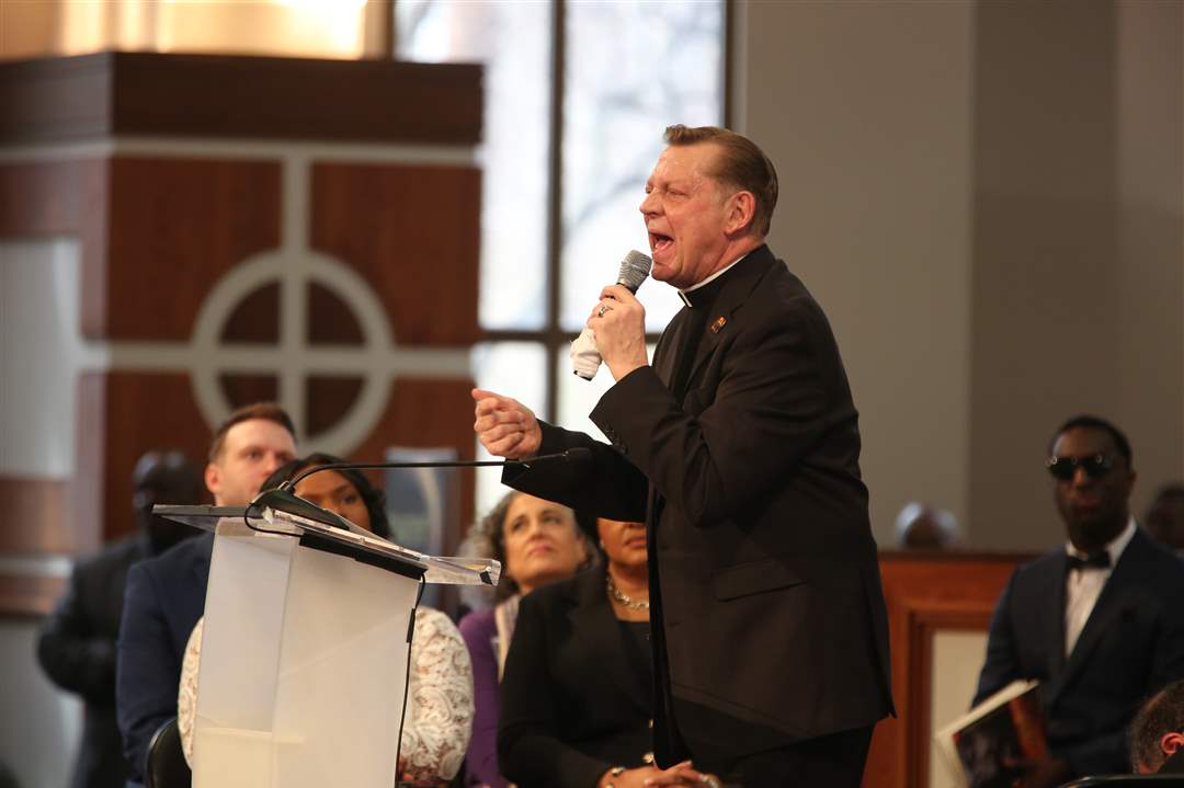 CTY-commemoration17pMike4