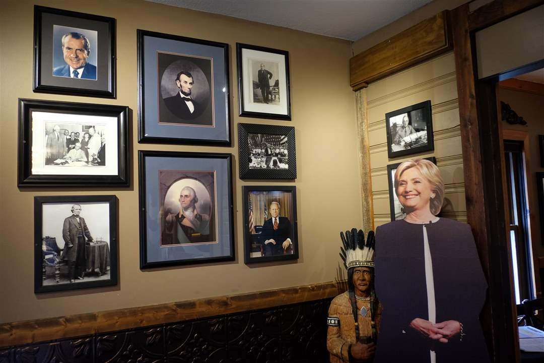 Hillary-Clinton-1-19