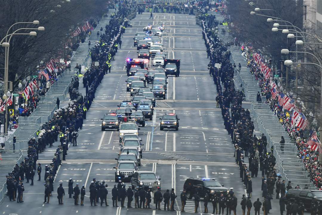 APTOPIX-Trump-Inauguration-MOTORCADE