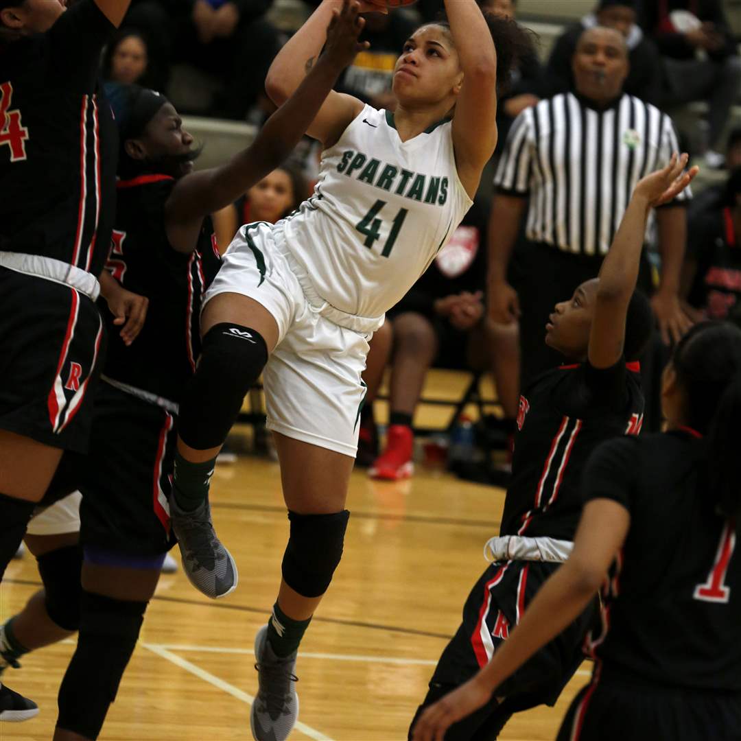 Tanaziah-Hines-2-8
